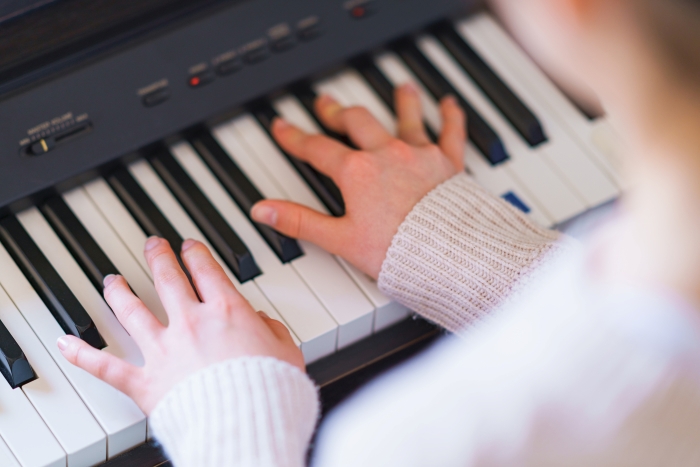弾きやすさの評価|おすすめロールピアノ