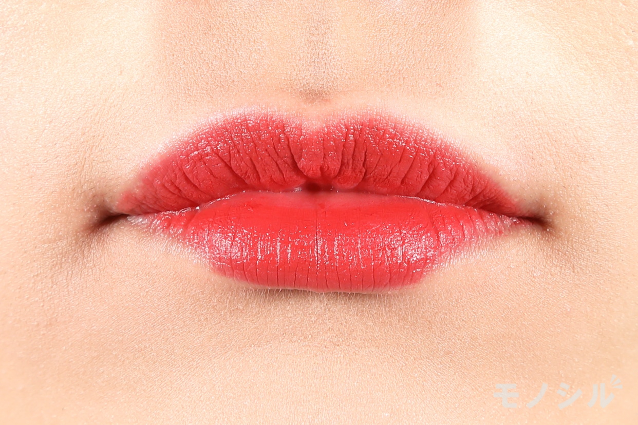 3CE(スリーシーイー) ベルベット リップ ティントの商品画像4 商品を唇に塗った画像