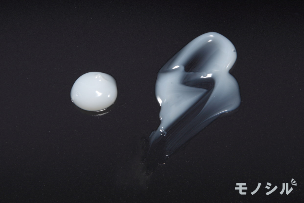 雪肌精(SEKKISEI) 薬用 雪肌精 クリームの商品画像5 商品のテクスチャー