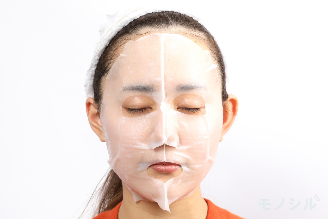 肌美精(HADABISEI) 3D濃厚プレミアムマスク (保湿)の商品画像サムネ5 実際に商品をつけた様子