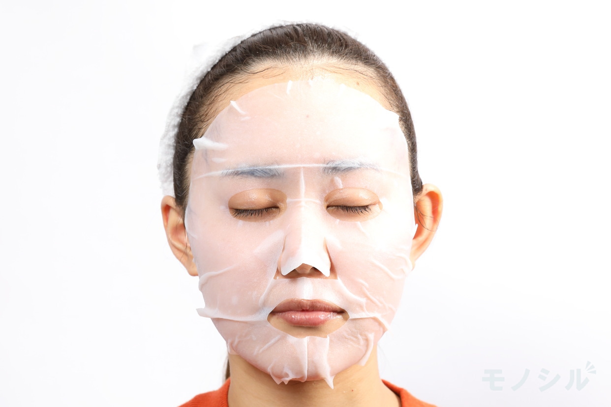 毛穴撫子(ケアナナデシコ) 男の子用シートマスクの商品画像4 実際に商品をつけた様子