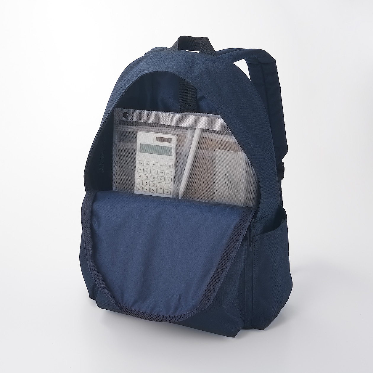 無印良品(MUJI) ナイロンメッシュバッグインバッグ A4サイズ用 タテ型の商品画像サムネ4 