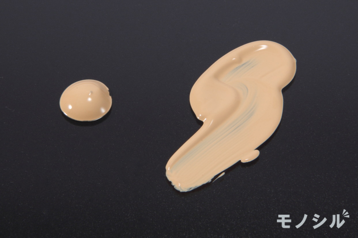 雪肌精(SEKKISEI) ホワイト BBクリームの商品画像4 テクスチャーの比較画像