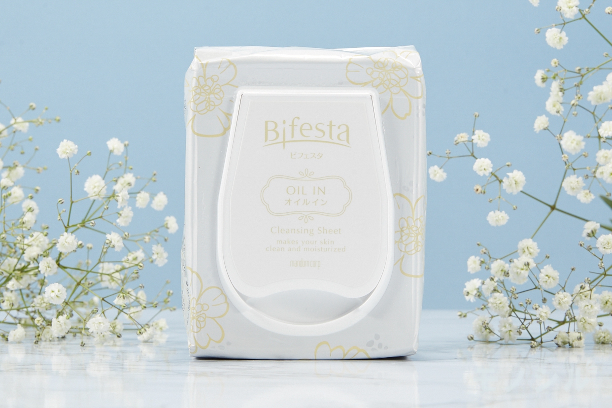 Bifesta(ビフェスタ) クレンジングシート オイルインの商品画像1 商品を正面から撮影した画像