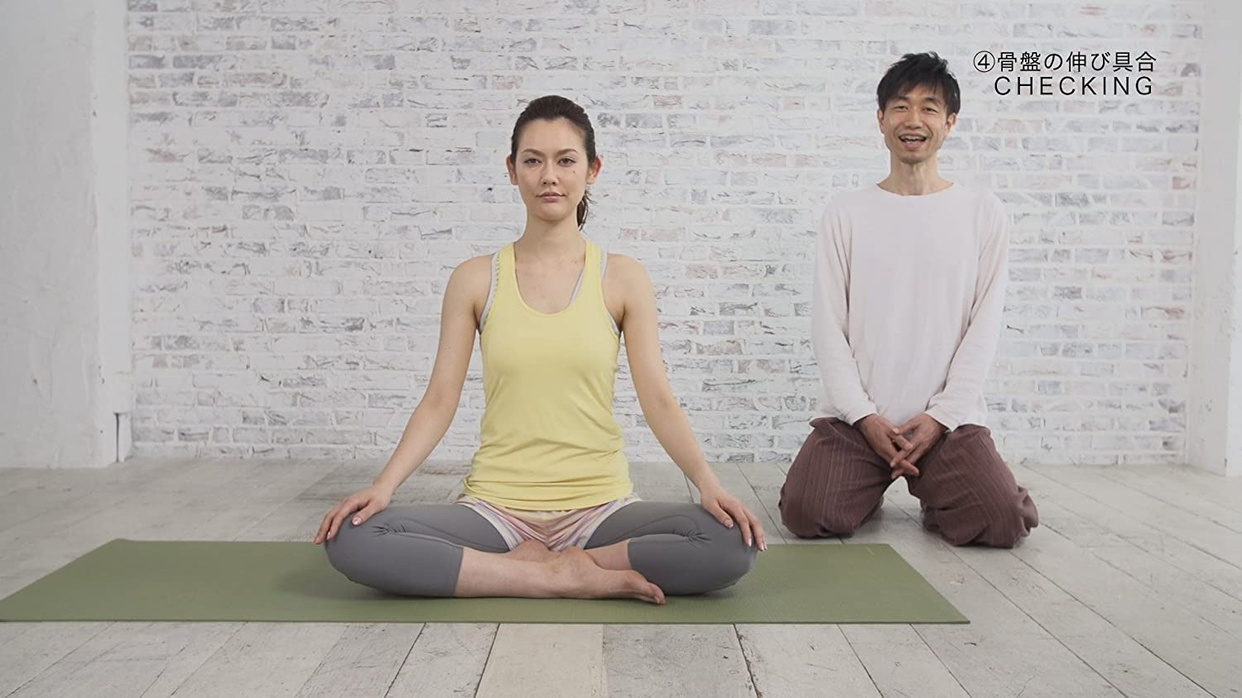 NIPPON COLUMBIA(ニホンコロムビア) 綿本彰プロデュース Watamoto YOGA Studio 骨盤ヨガ・ダイエットの商品画像3 