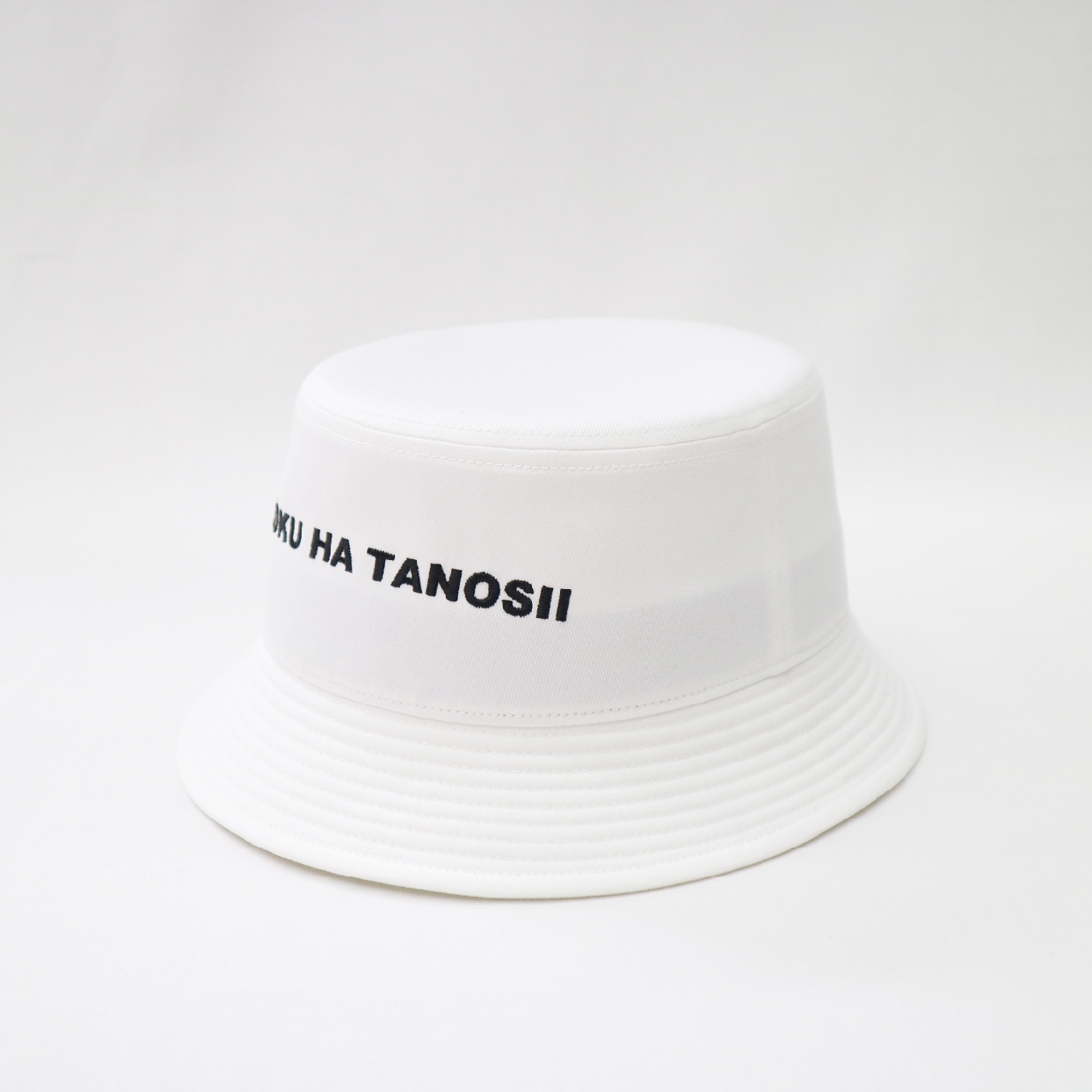 BOKU HA TANOSII(ボクハタノシイ) BOKUTANO BUCKET HAT ホワイトの商品画像サムネ3 