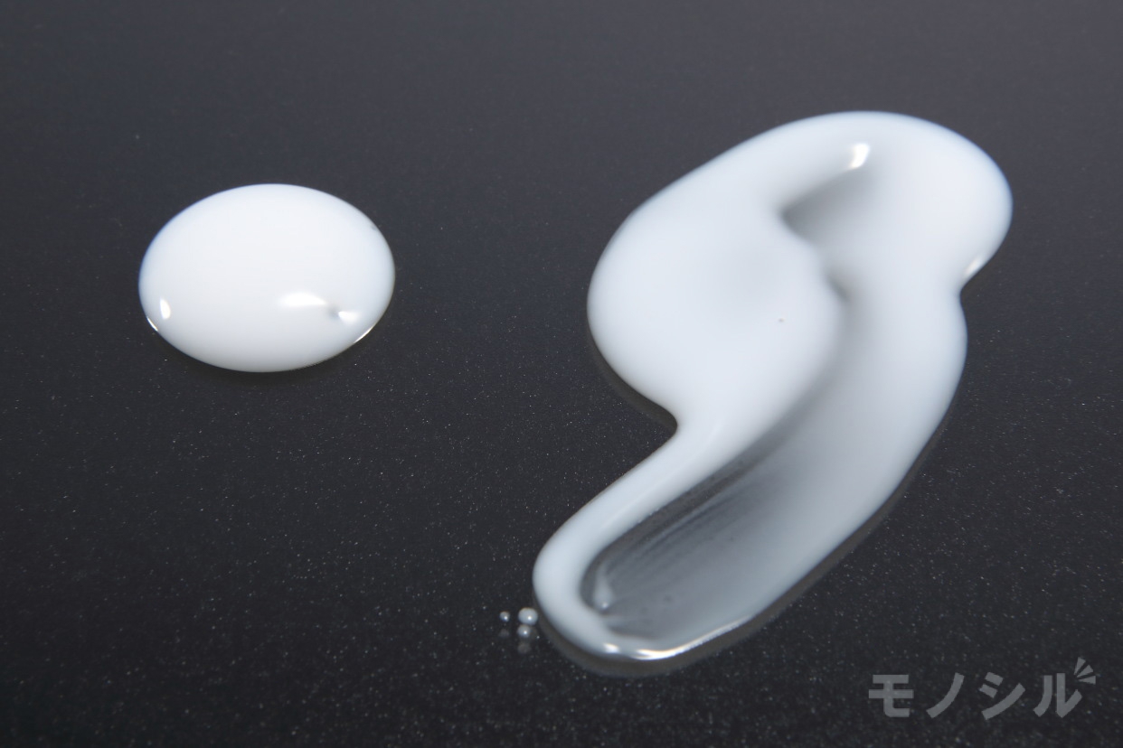 EAUDE MUGE(オードムーゲ) 薬用スキンミルクの商品画像5 商品のテクスチャ−