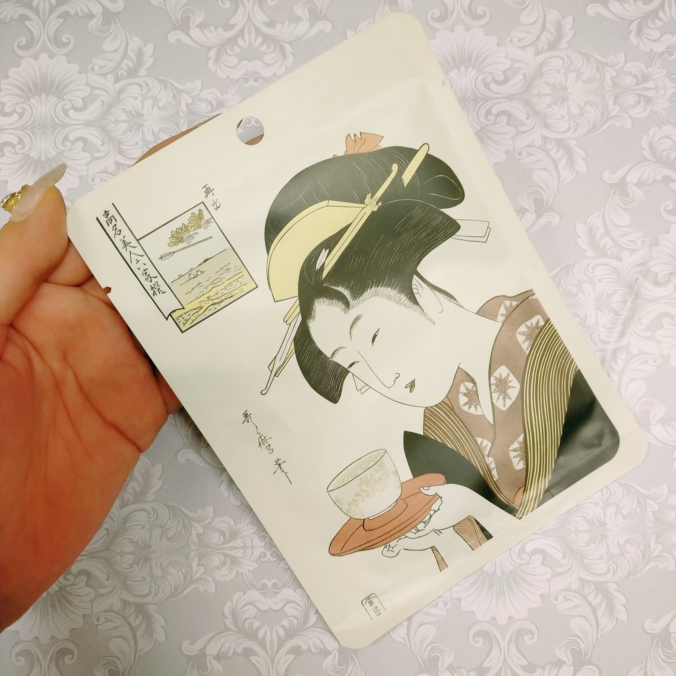 MITOMO(美友) Q10+江戸紫エッセンスマスクを使ったみこさんのクチコミ画像1