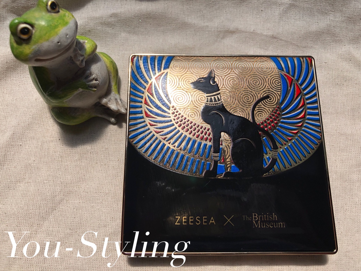 ZEESEA(ズーシー) 大英博物館 16色スクエアアイシャドウパレットを使った國唯ひろみさんのクチコミ画像1