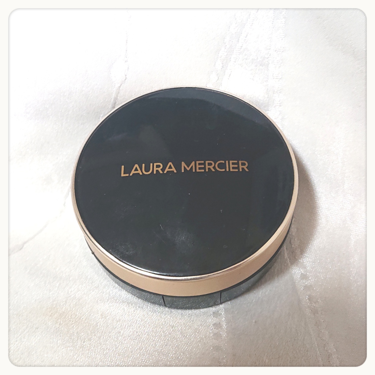 laura mercier(ローラ メルシエ) フローレス ルミエール ラディアンス パーフェクティング クッションを使ったnakoさんのクチコミ画像1