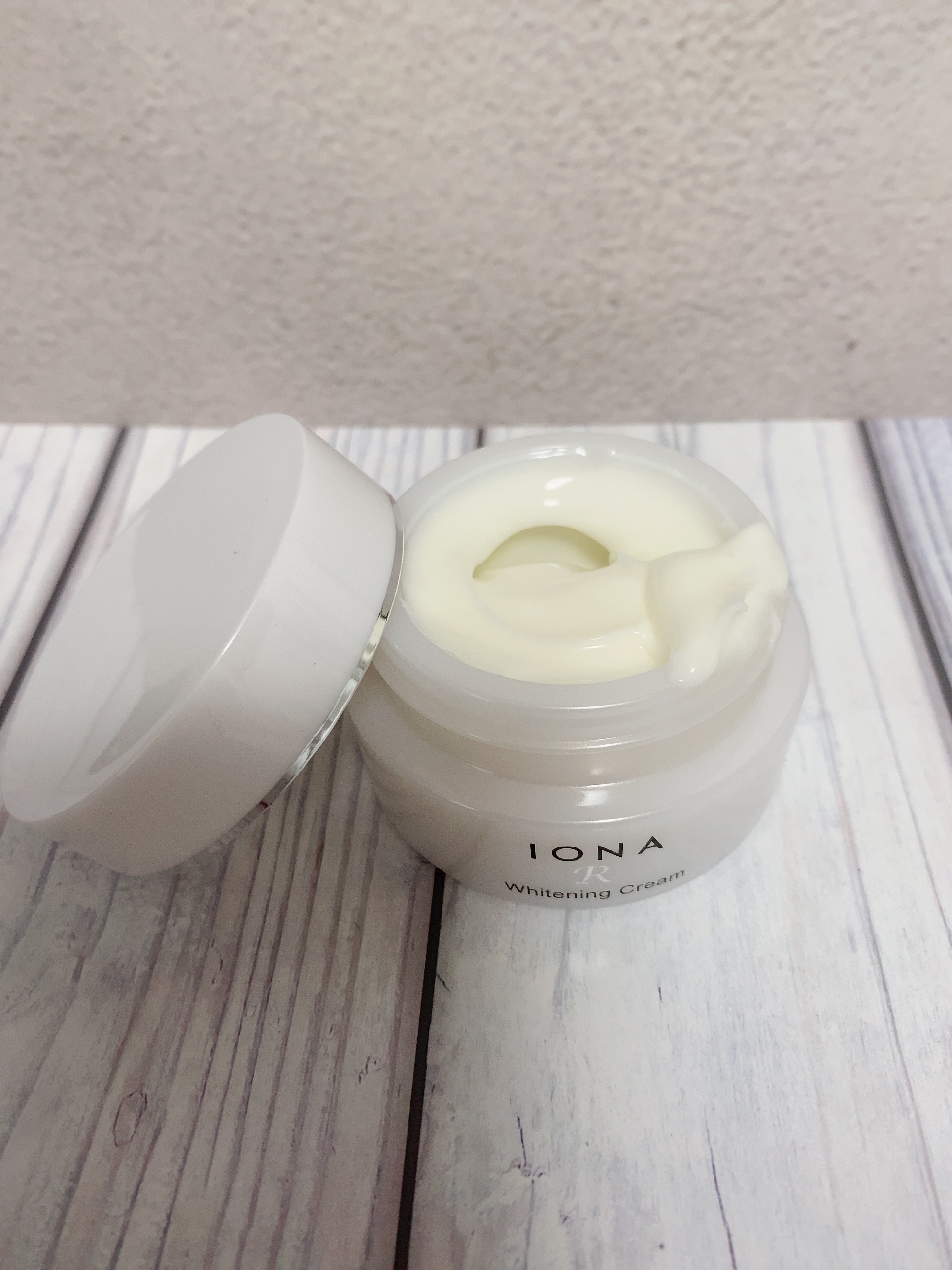 IONA R(イオナ アール) ホワイトニング クリームの良い点・メリットに関する松本 久美さんの口コミ画像2
