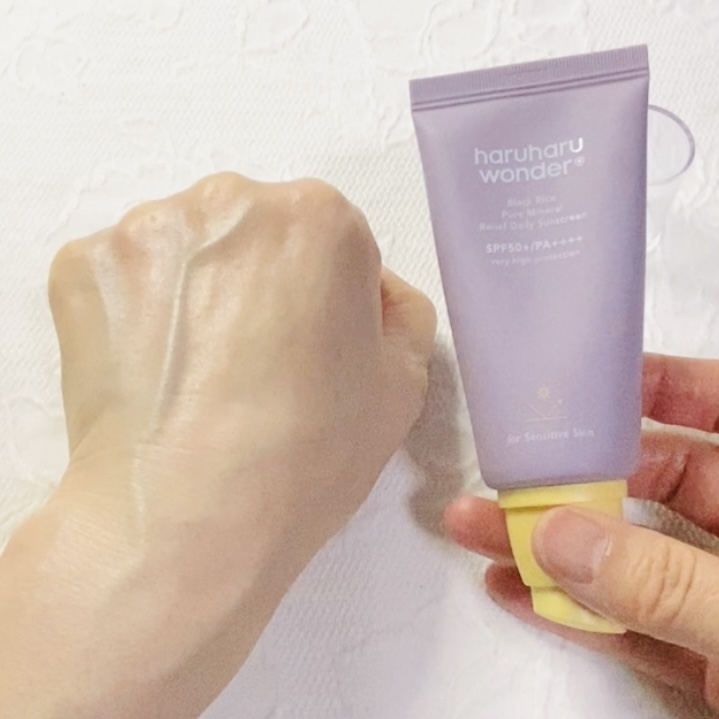 HaruHaruWonderブラックライスピュアミネラルリリーフデイリーサンスクリーン(SPF50+PA++++)を使ったトラネコさんのクチコミ画像4