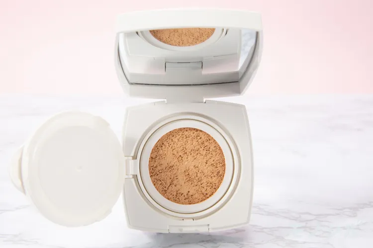 [DSE] 即決:シャネル:ル ブラン クッション ファンデーション No12 ベージュロゼ:N°12 SPF30/PA+++:テスター:未使用品:送料無料 シャネル ⁄ ル ブラン クッション B20(リフィル)の公式商品情報｜美容