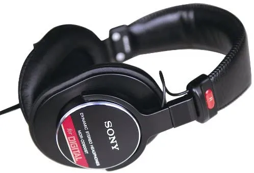 SONY(ソニー) 密閉型スタジオモニターヘッドホン MDR-CD900STの悪い