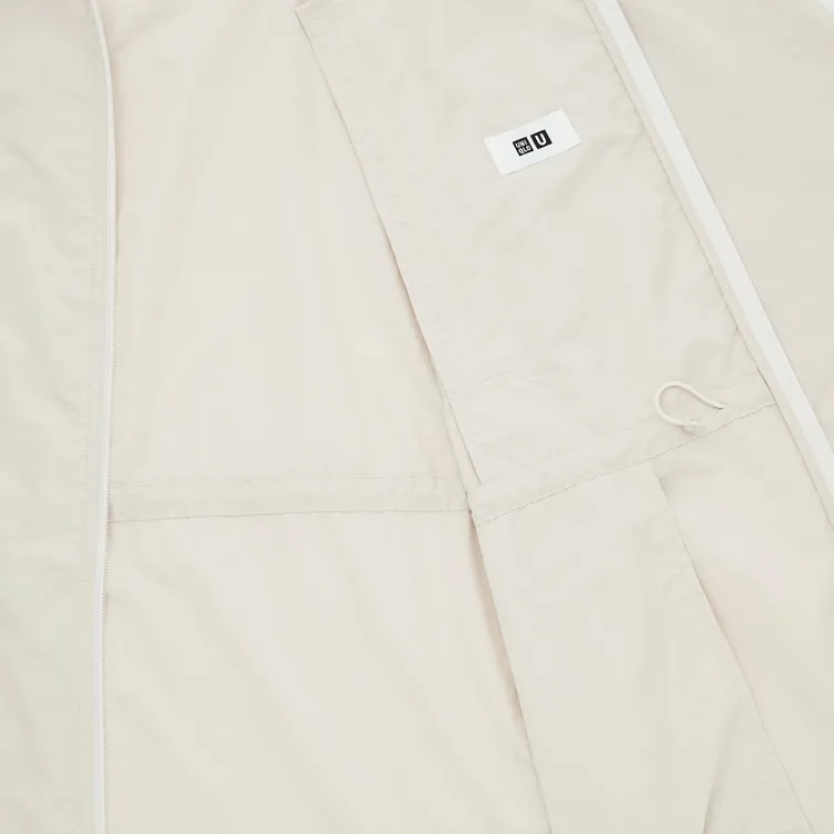 UNIQLO U(ユニクロ ユー) ナイロンフーデット コートの悪い