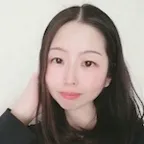 いお | 美容ライター