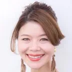 岡田 志津恵 | メイクアップサロンオーナー / パーソナルスタイリスト