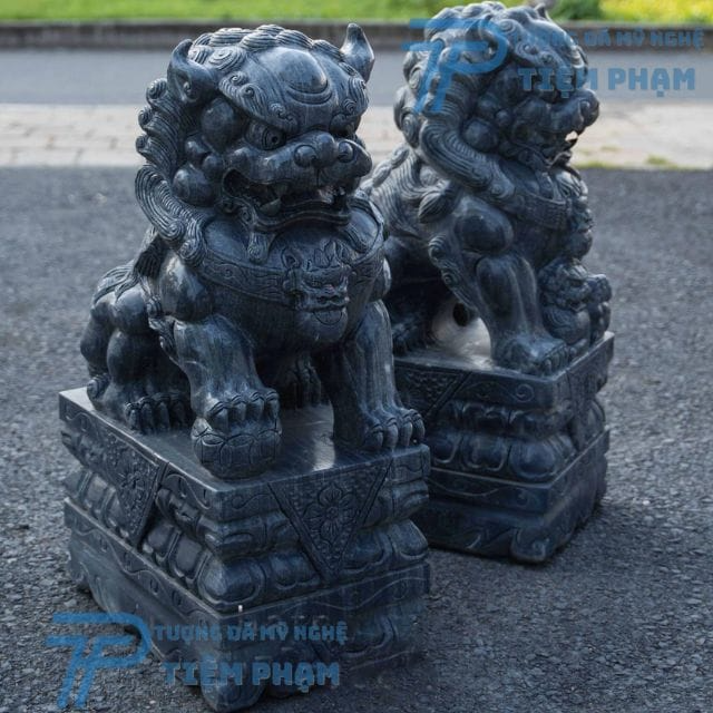 Tượng đá Tiệm Phạm(Tượng đá Tiệm Phạm)